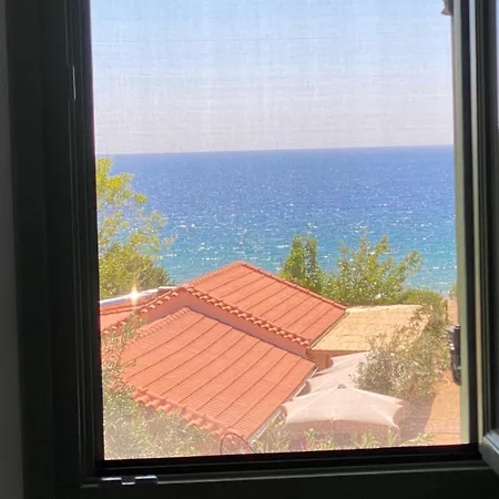 Pelikastri Szálloda